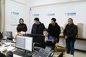 琅琊区领导莅临锦合档案公司数字化加工现场检查指导工作